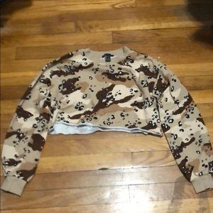Camo cropped sweater